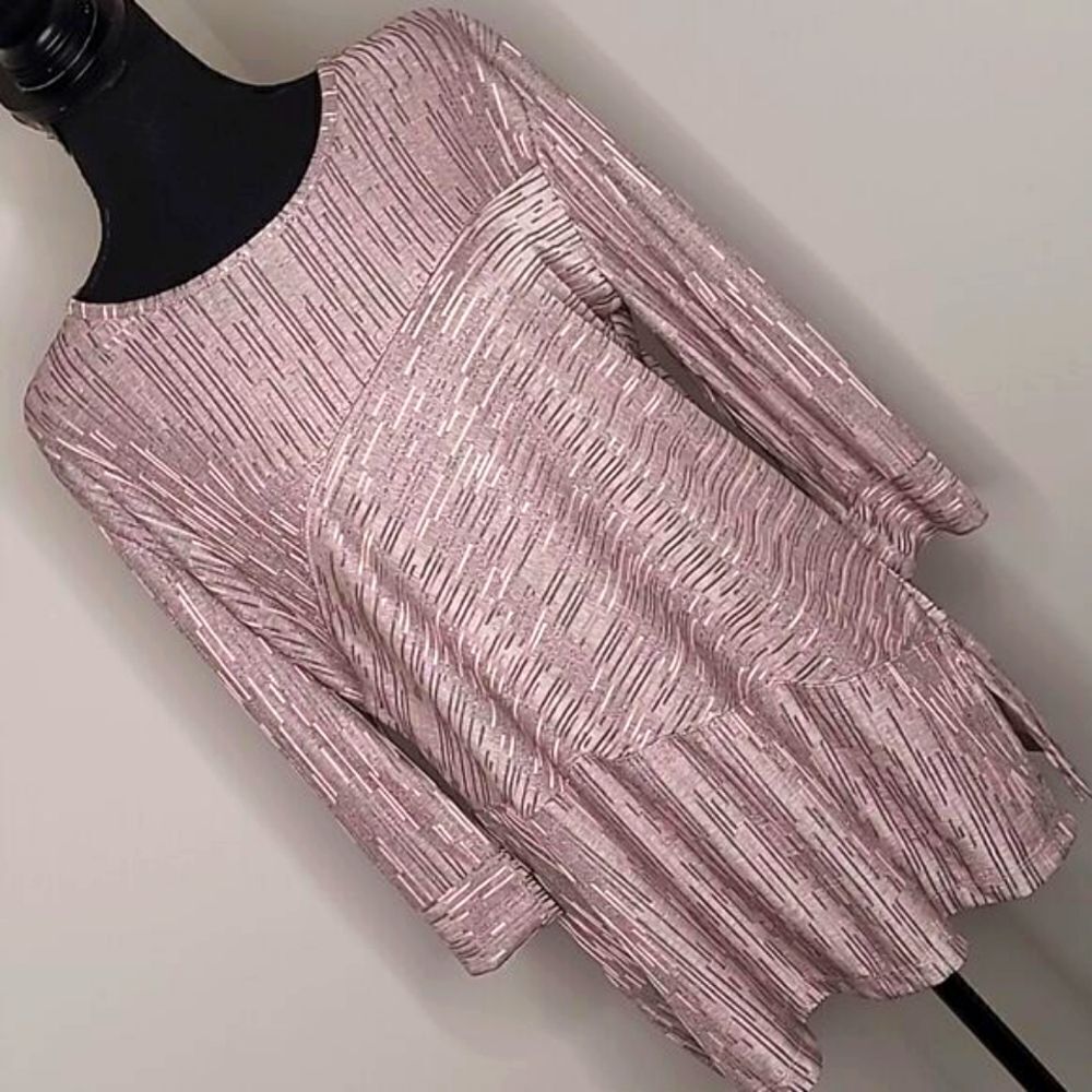 N Touch sz M poly spandex blend  tunic top NWOT